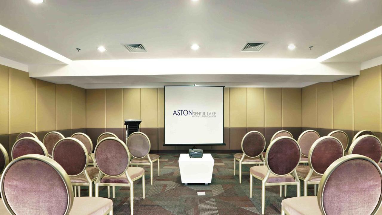 Aston Sentul Lake Resort & Conference Center Bogor Exterior photo